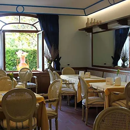 Girasole Hotel